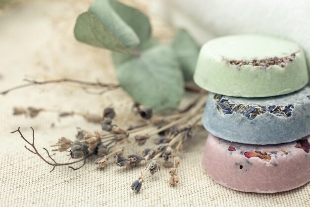 Odkrywanie przyjemności z robienia domowych kosmetyków do kąpieli jako forma relaksu i kreatywnego wyrażania siebie