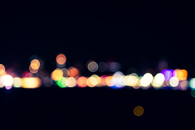 Innowacyjne technologie w oświetleniu scenicznym: jak nowoczesne rozwiązania zmieniają świat występów na żywo